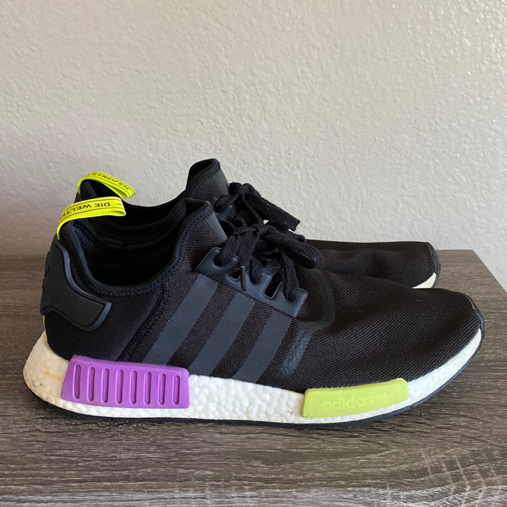Adidas NMD R1 ‘Shock Purple’